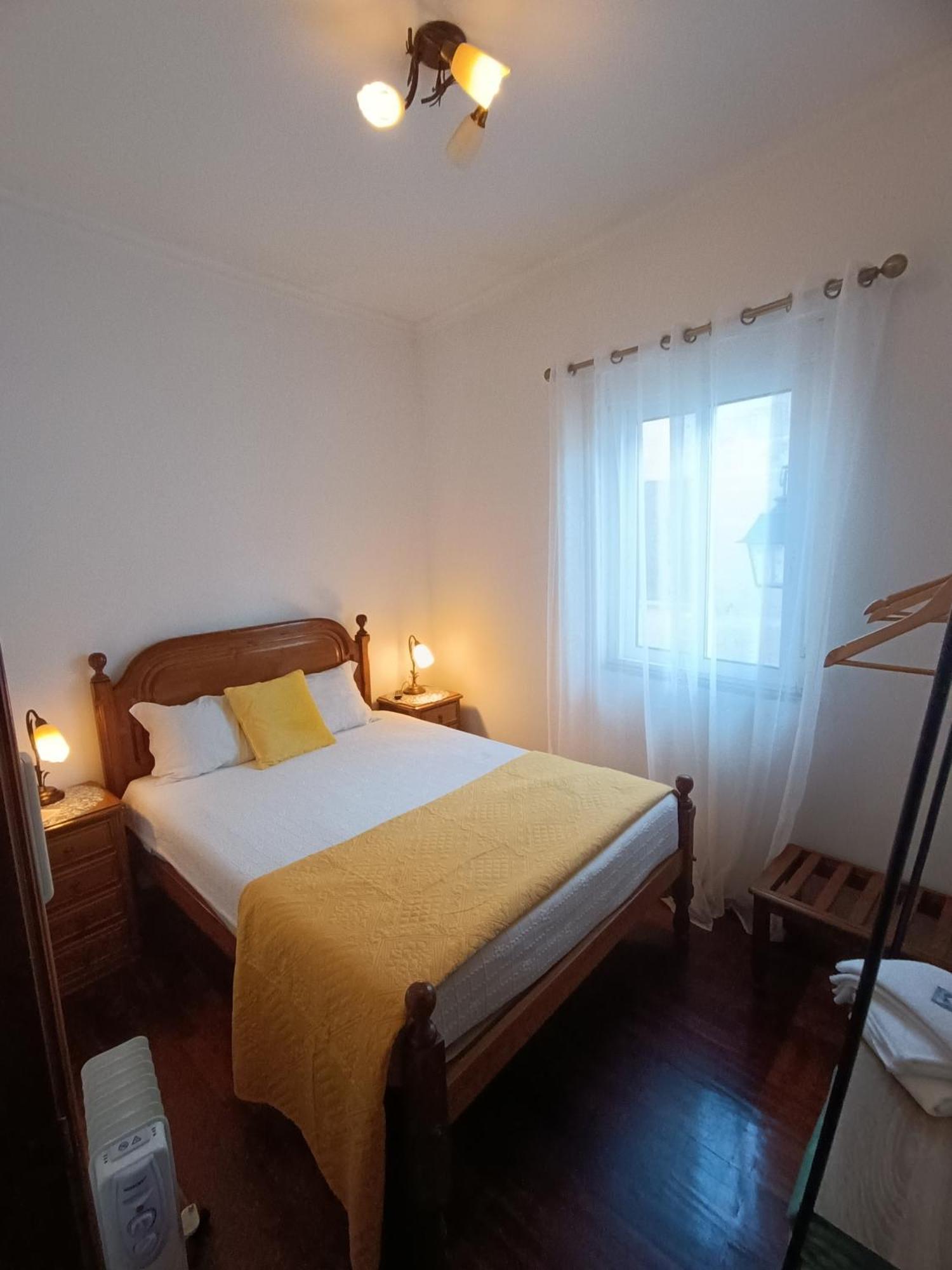 Al - Casa 42 Hotel Moncao Bagian luar foto