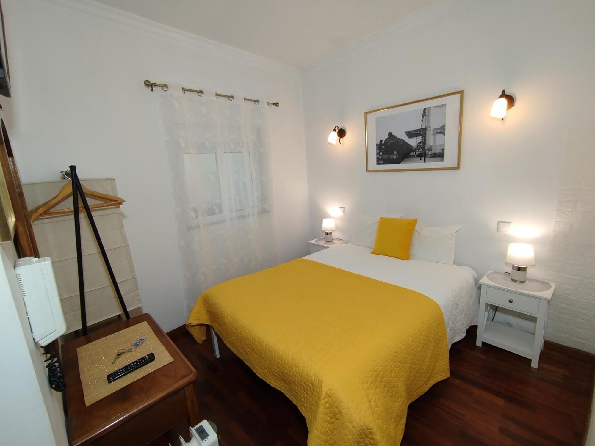 Al - Casa 42 Hotel Moncao Bagian luar foto