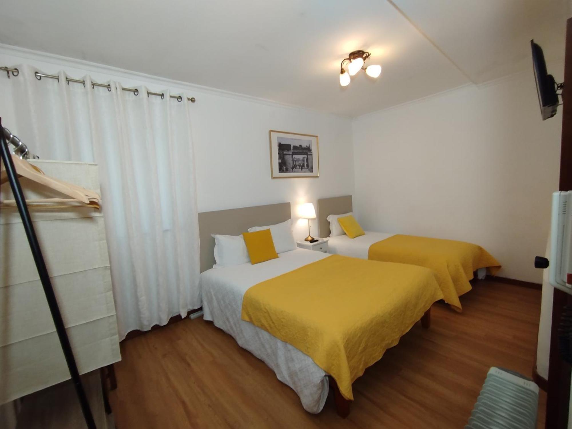 Al - Casa 42 Hotel Moncao Bagian luar foto